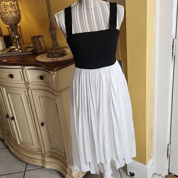 Jennifer Lopez hi low pleated open back black & white dress women's Medi… - Picture 3 of 11